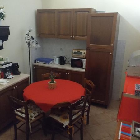コッレ・ヴァル・デルザ La Strega Ubriaca Bed & Breakfast エクステリア 写真