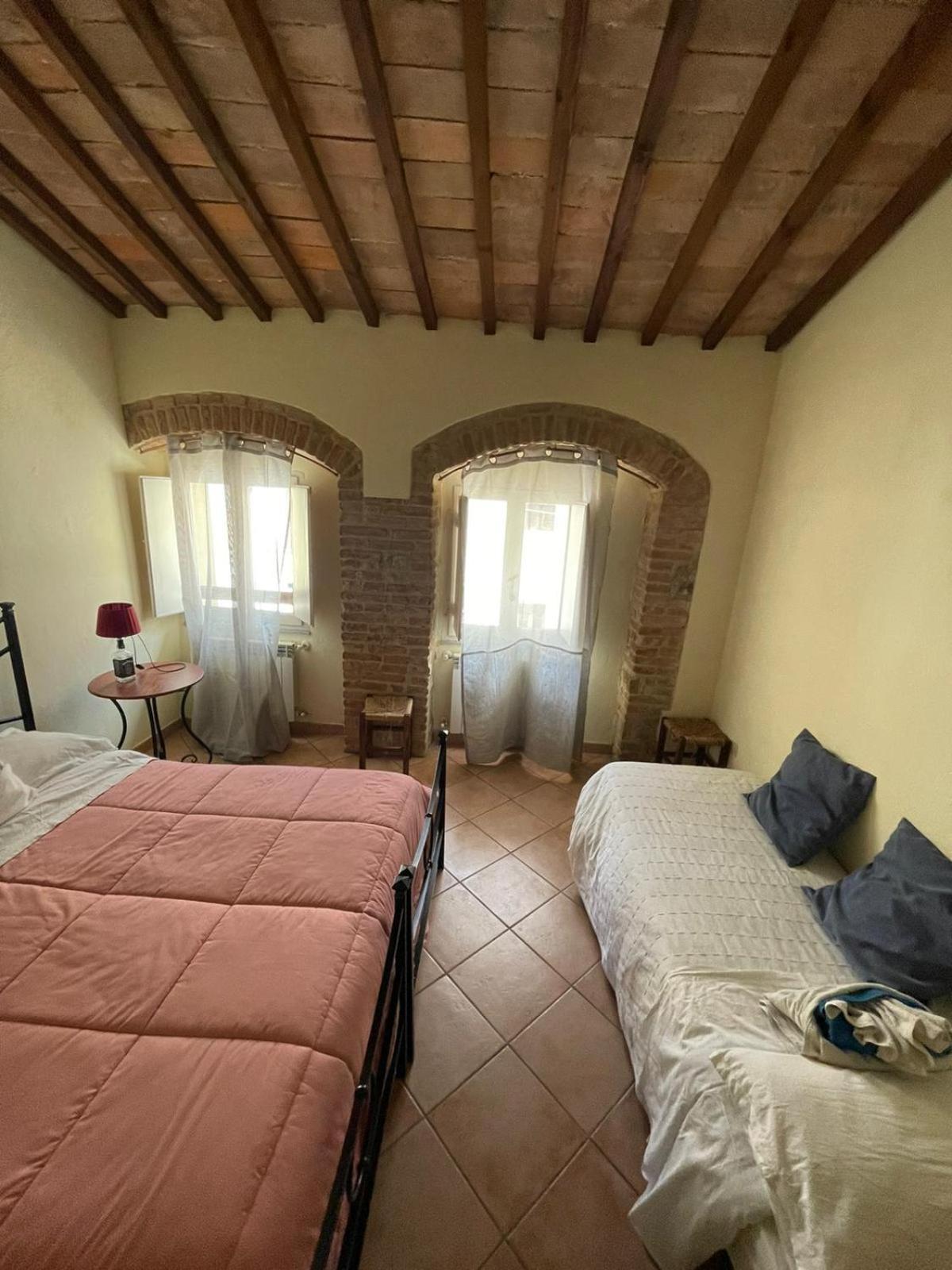 コッレ・ヴァル・デルザ La Strega Ubriaca Bed & Breakfast エクステリア 写真