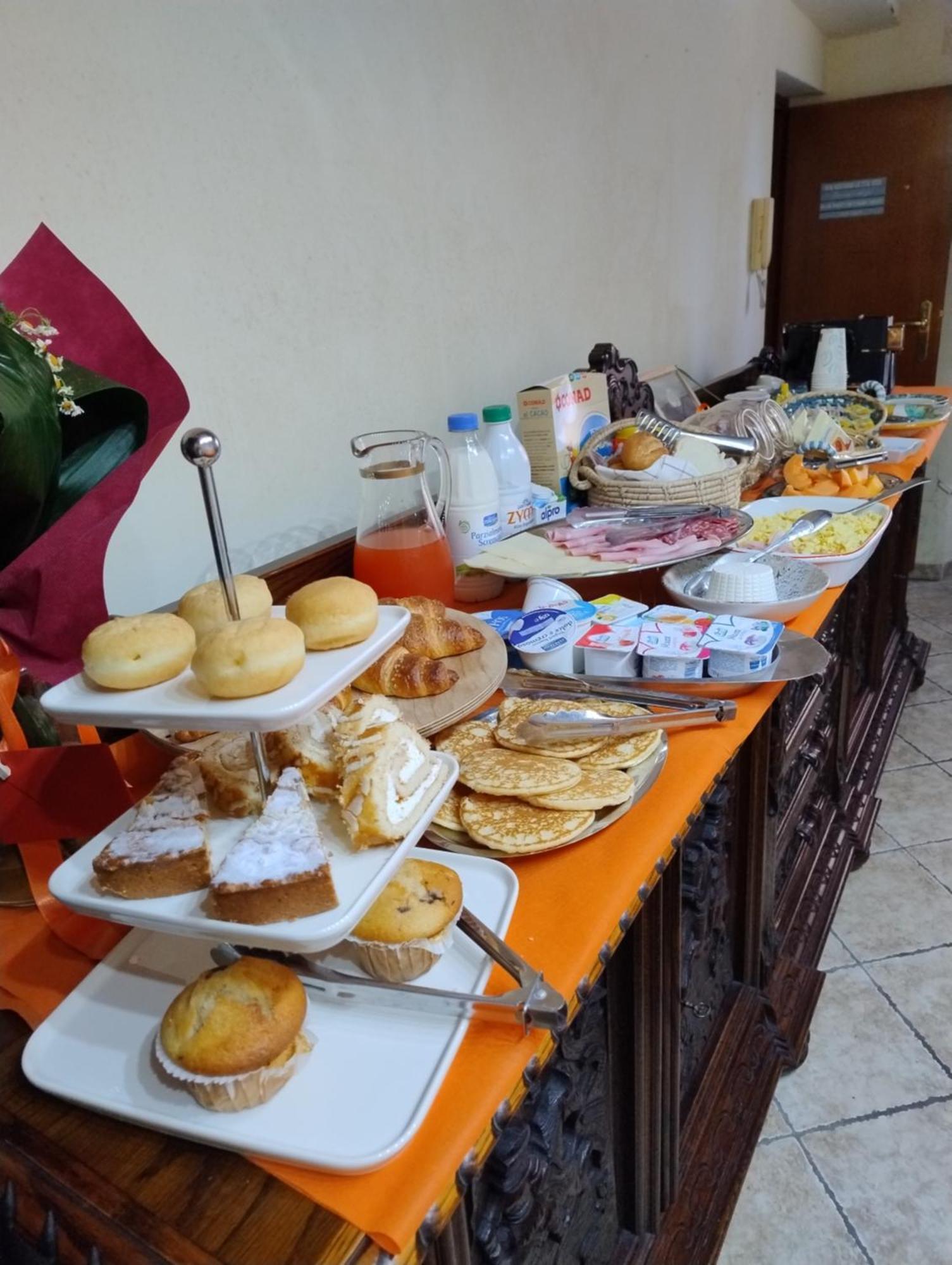 コッレ・ヴァル・デルザ La Strega Ubriaca Bed & Breakfast エクステリア 写真